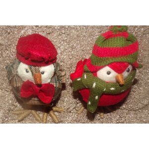 Wondershop Featherly Friends lot of 2 birds in hats